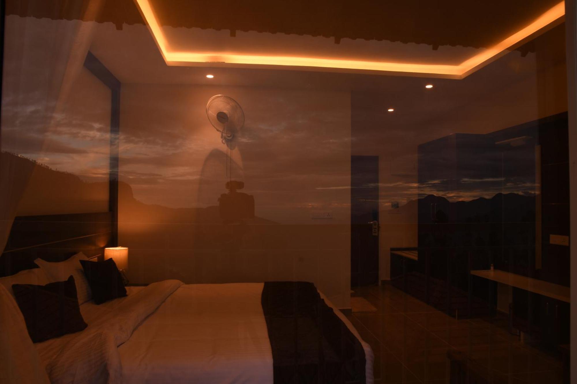 Mirth Hotels And Resorts Kanthalloor エクステリア 写真